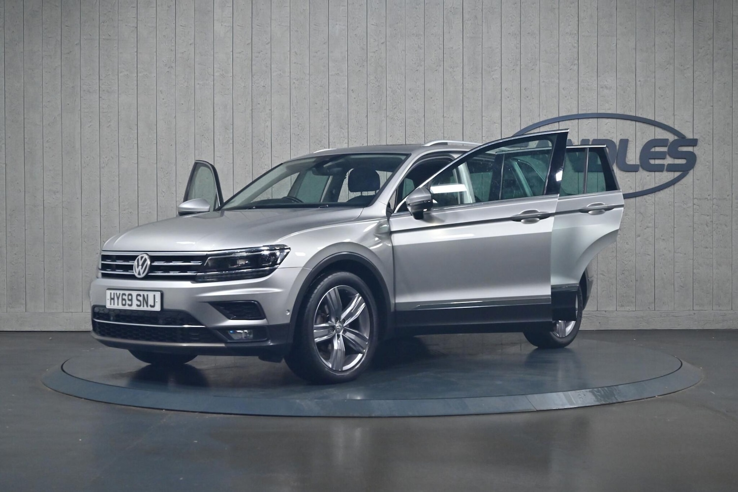 Used Volkswagen Tiguan 2019 for sale - 76991778: Photo 15