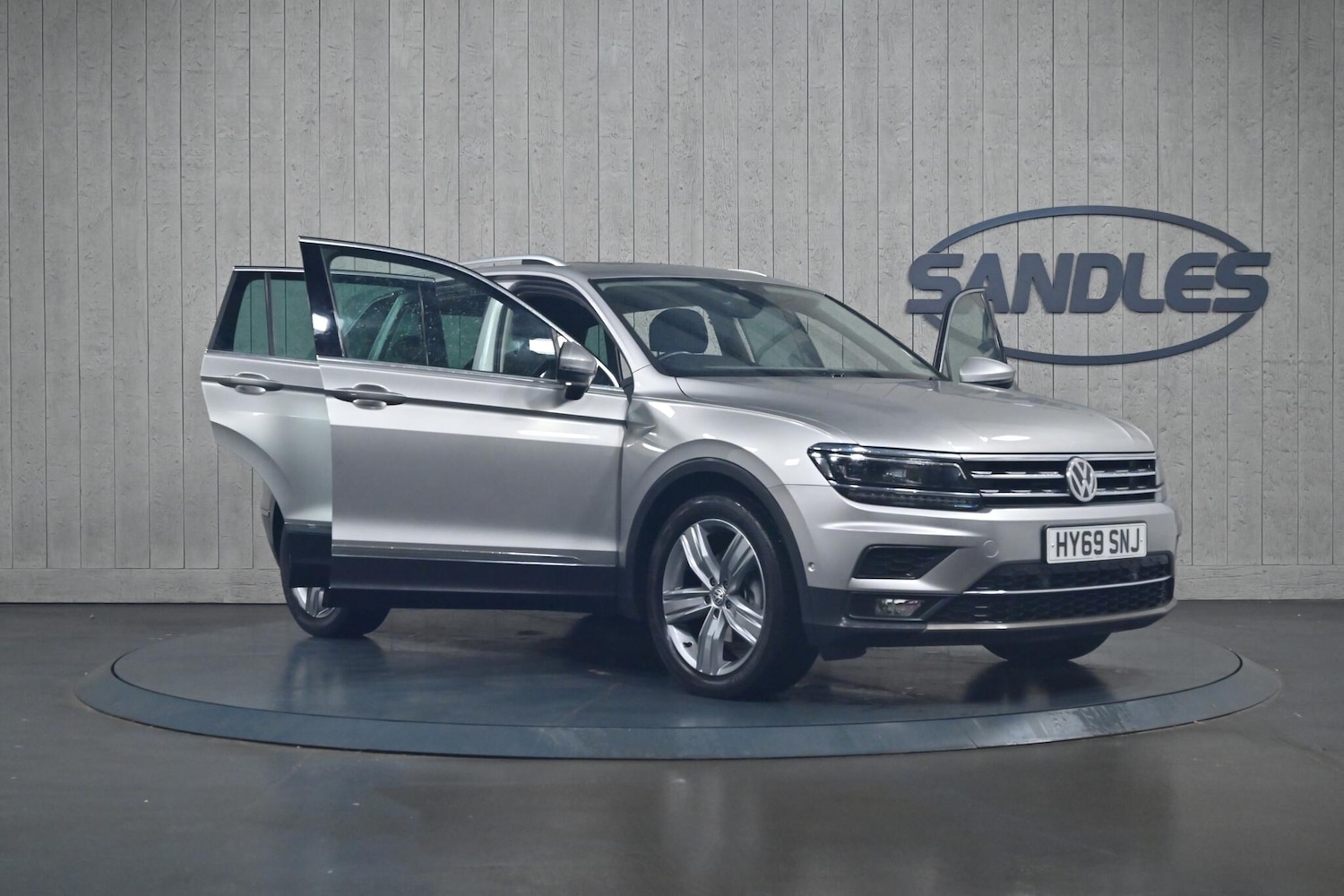 Used Volkswagen Tiguan 2019 for sale - 76991778: Photo 9