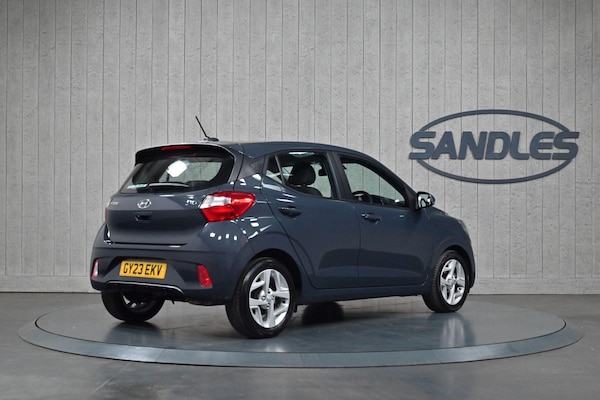 Used Hyundai i10 2023 for sale - 75198869: Photo 6