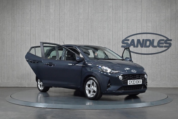 Used Hyundai i10 2023 for sale - 75198869: Photo 9