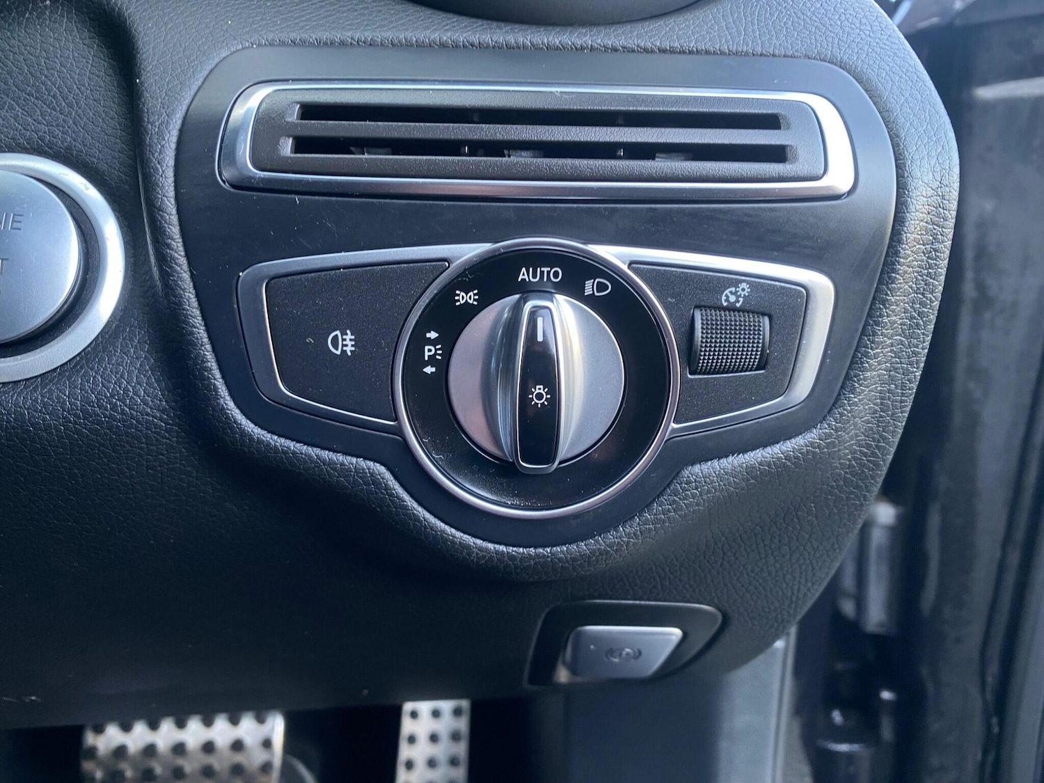 Used Mercedes-Benz C Class 2017 for sale - 76990581: Photo 45