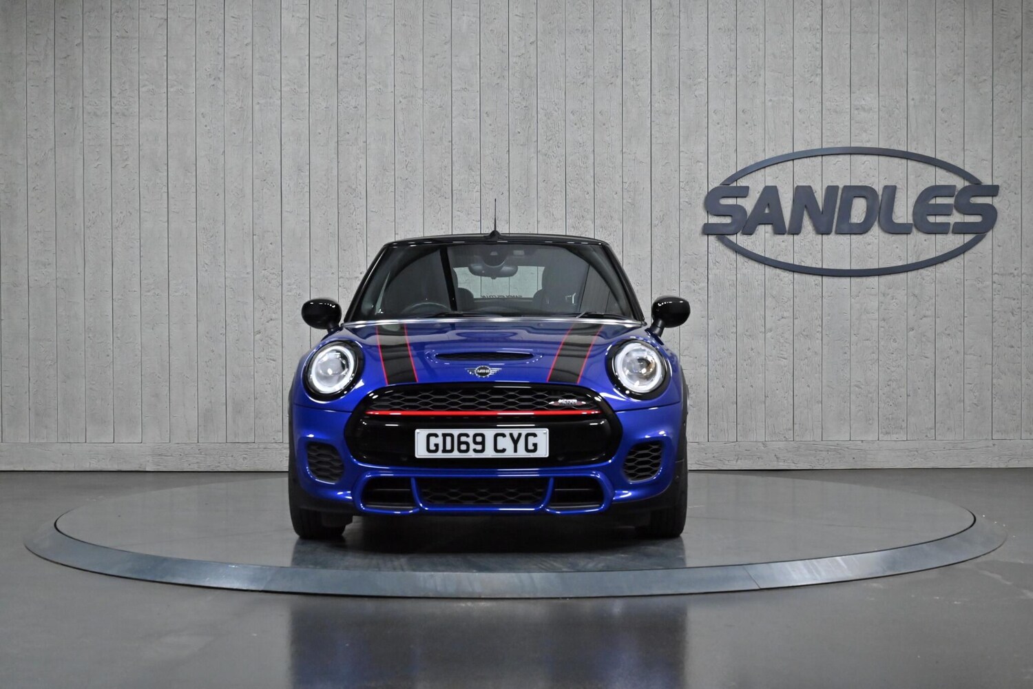 Used MINI Convertible 2019 for sale - 76727971: Photo 10