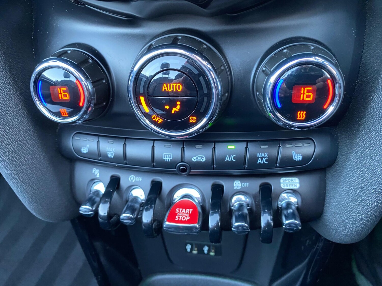 Used MINI Convertible 2019 for sale - 76727971: Photo 37