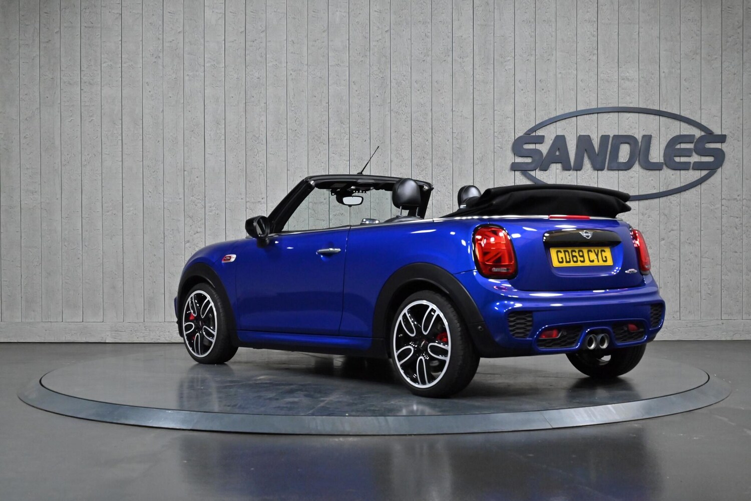 Used MINI Convertible 2019 for sale - 76727971: Photo 4