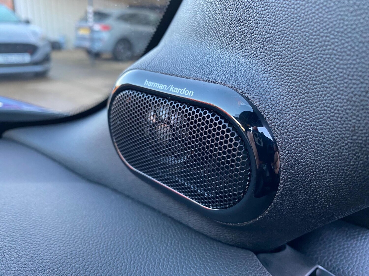 Used MINI Convertible 2019 for sale - 76727971: Photo 49