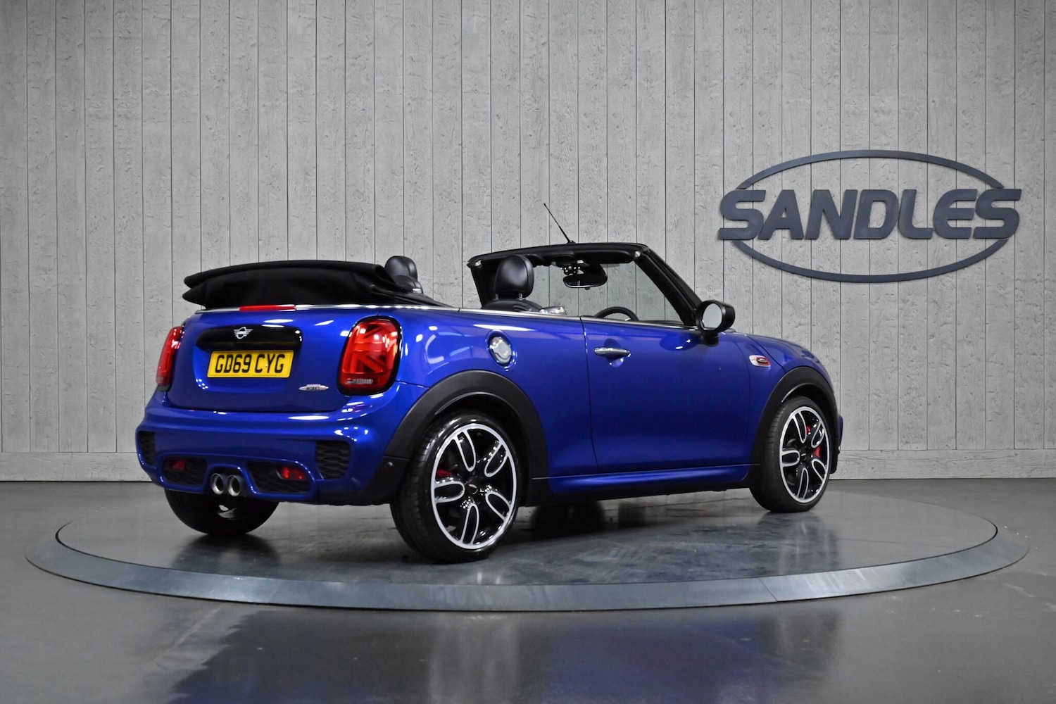 Used MINI Convertible 2019 for sale - 76727971: Photo 6