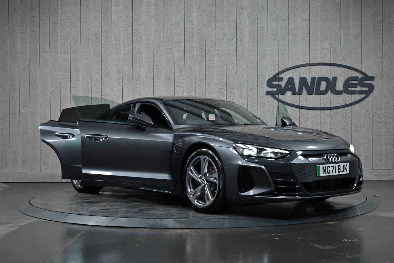 Used Audi e-tron GT 2021 for sale - 77306101: Photo 10