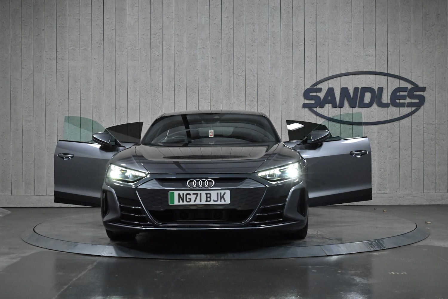 Used Audi e-tron GT 2021 for sale - 77306101: Photo 11