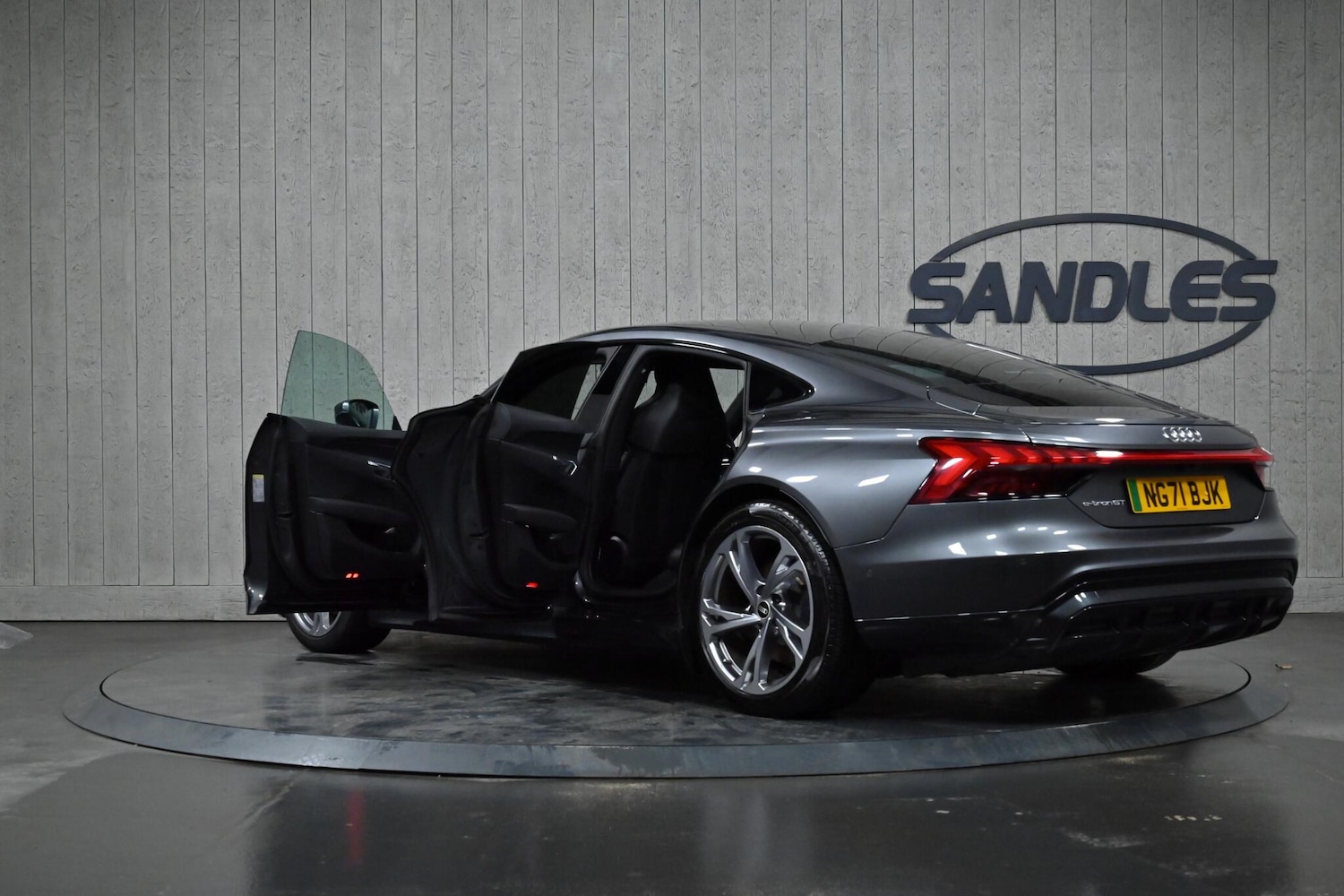 Used Audi e-tron GT 2021 for sale - 77306101: Photo 13