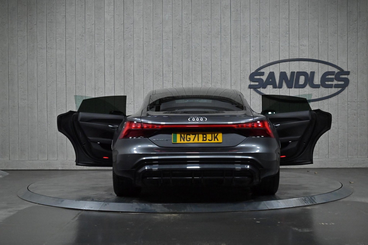 Used Audi e-tron GT 2021 for sale - 77306101: Photo 14