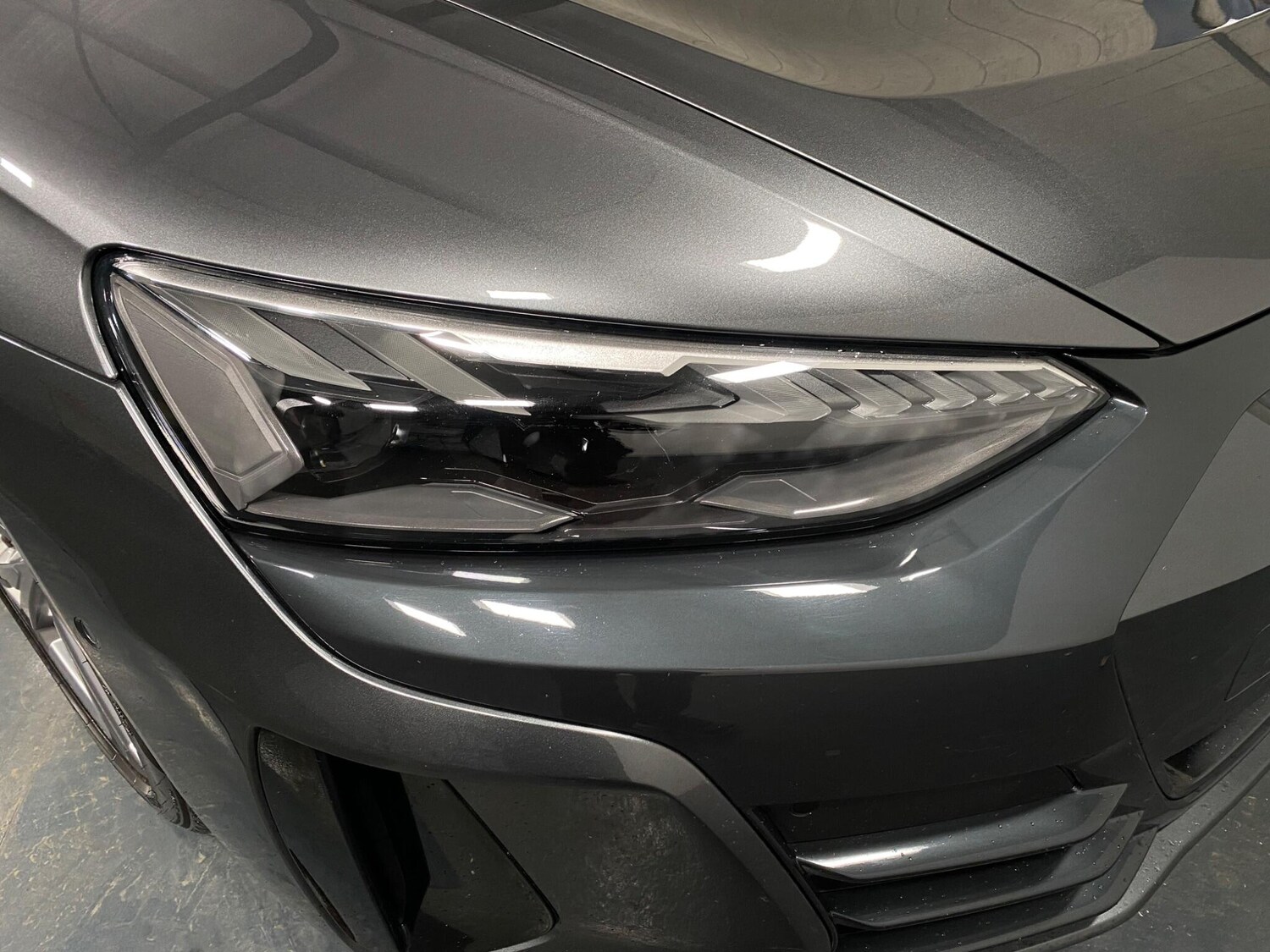 Used Audi e-tron GT 2021 for sale - 77306101: Photo 21