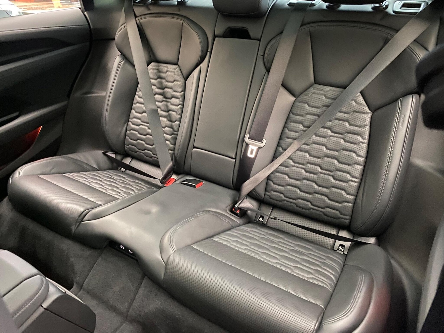 Used Audi e-tron GT 2021 for sale - 77306101: Photo 28