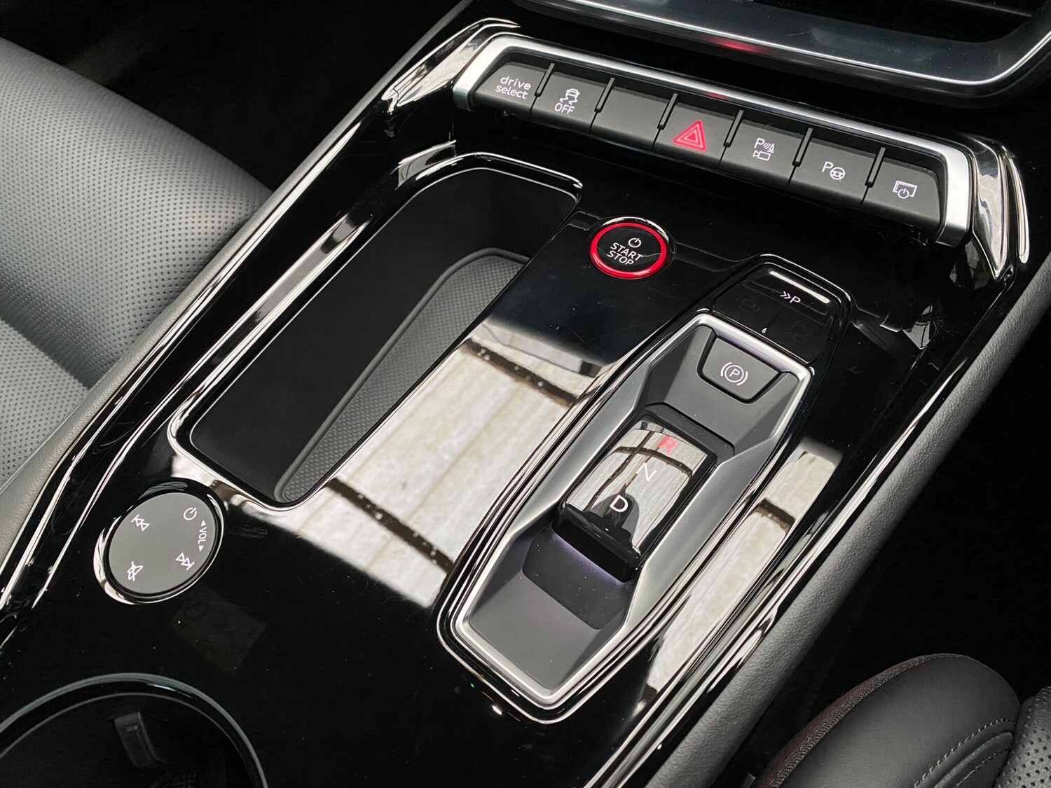 Used Audi e-tron GT 2021 for sale - 77306101: Photo 40