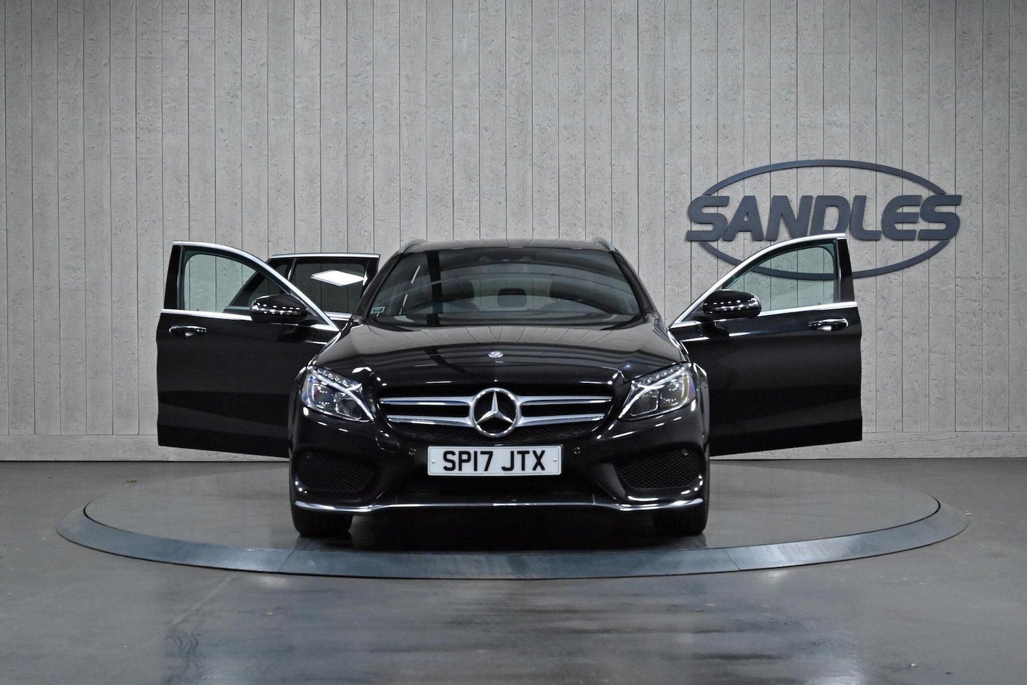 Used Mercedes-Benz C Class 2017 for sale - 76657725: Photo 10