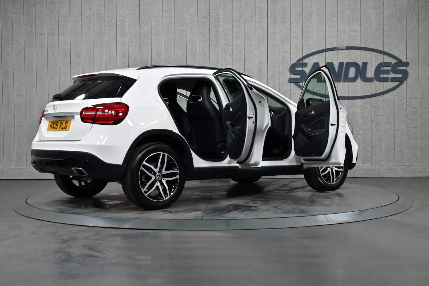 Used Mercedes-Benz GLA 2019 for sale - 76993693: Photo 14