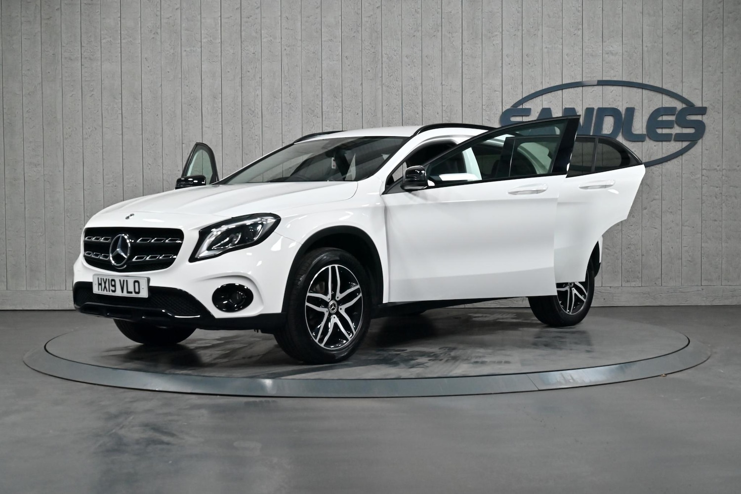 Used Mercedes-Benz GLA 2019 for sale - 76993693: Photo 15