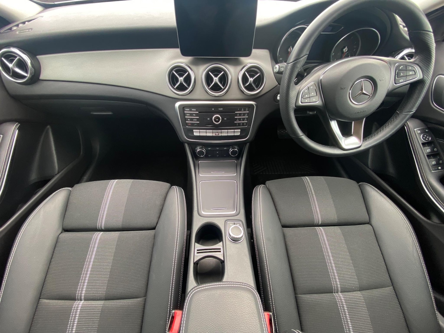 Used Mercedes-Benz GLA 2019 for sale - 76993693: Photo 26