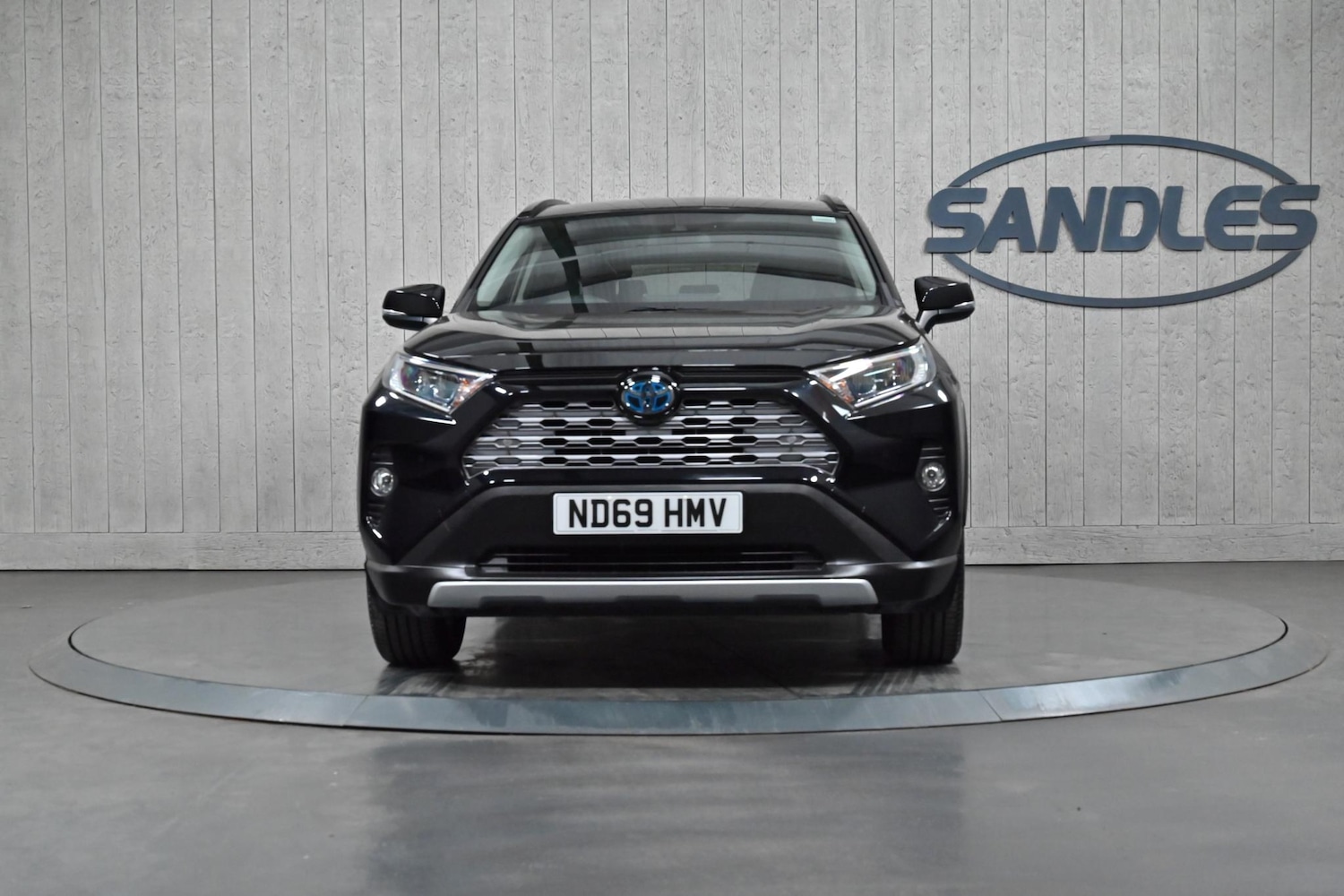 Used Toyota RAV4 2020 for sale - 77345370: Photo 2