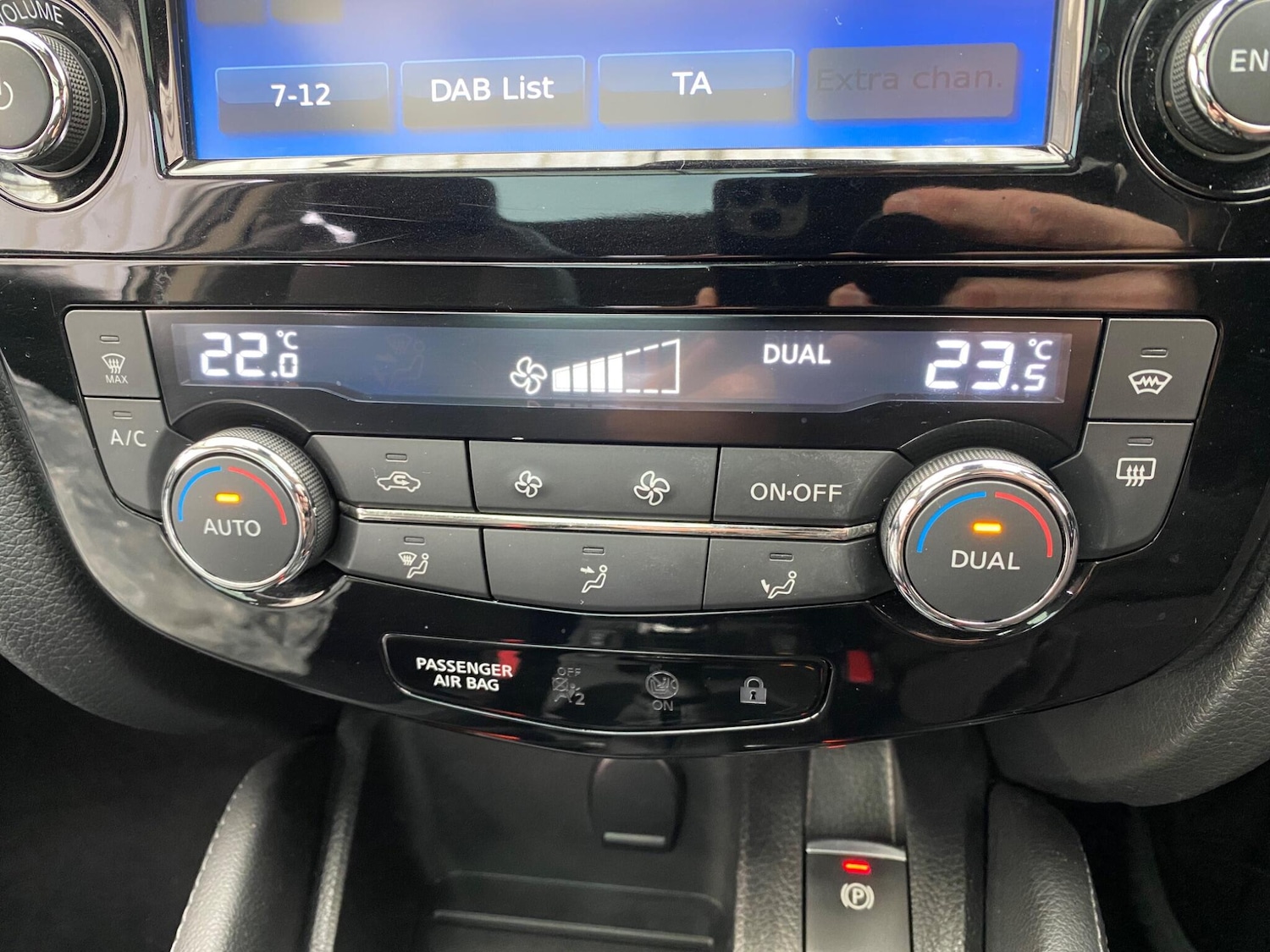 Used Nissan Qashqai 2017 for sale - 76898396: Photo 40