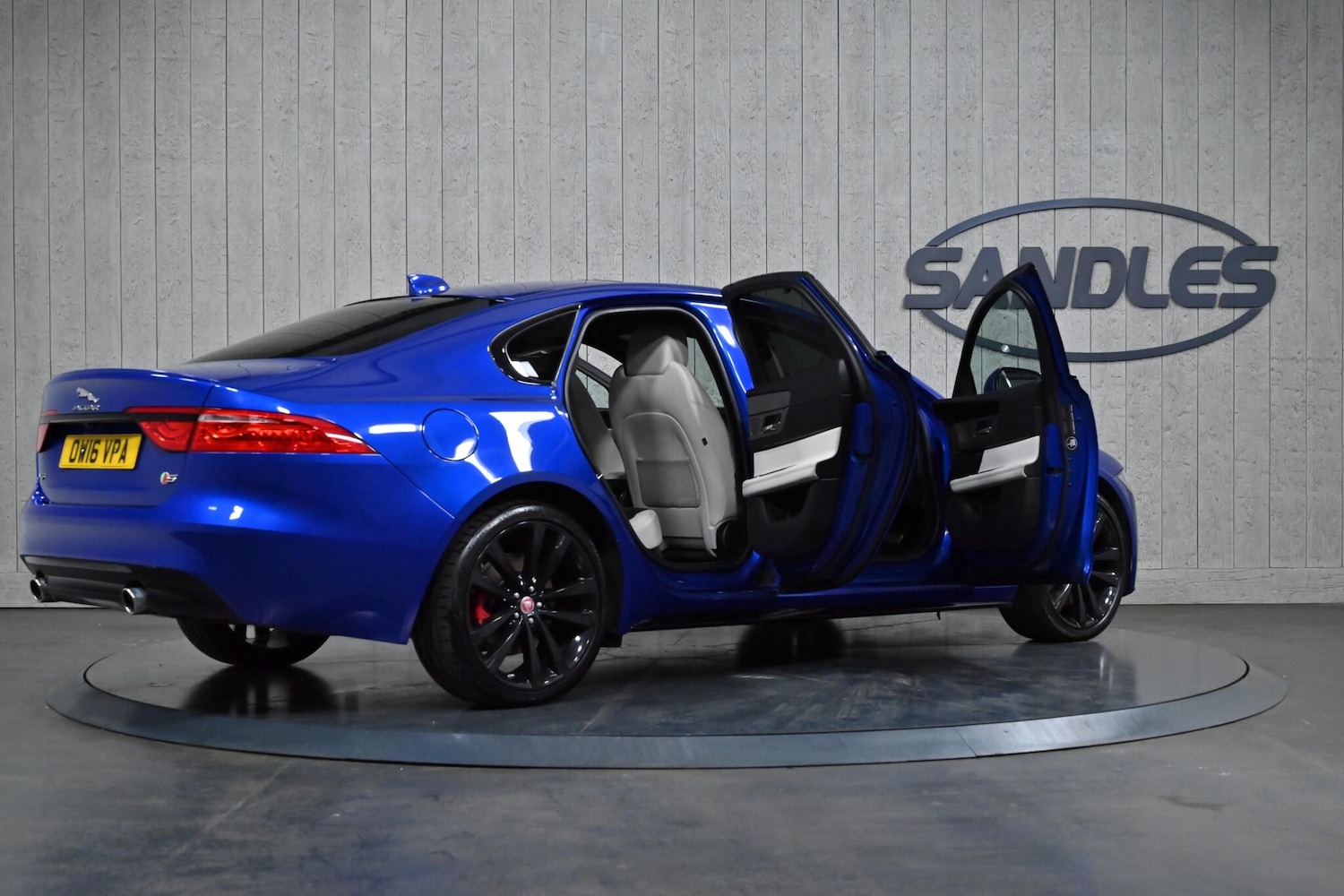 Used Jaguar XF 2016 for sale - 76522516: Photo 13