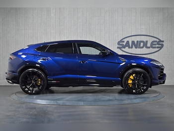 Used Lamborghini Urus 2022 for sale - 75941150: Photo