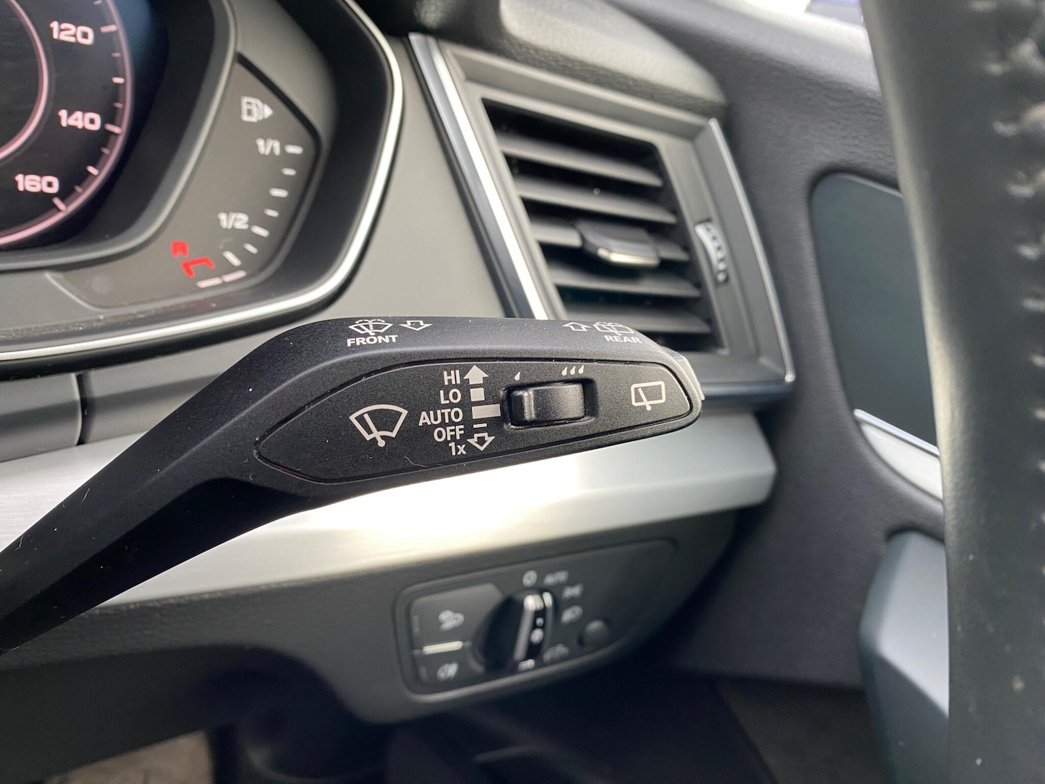 Used Audi Q5 2018 for sale - 77102032: Photo 46