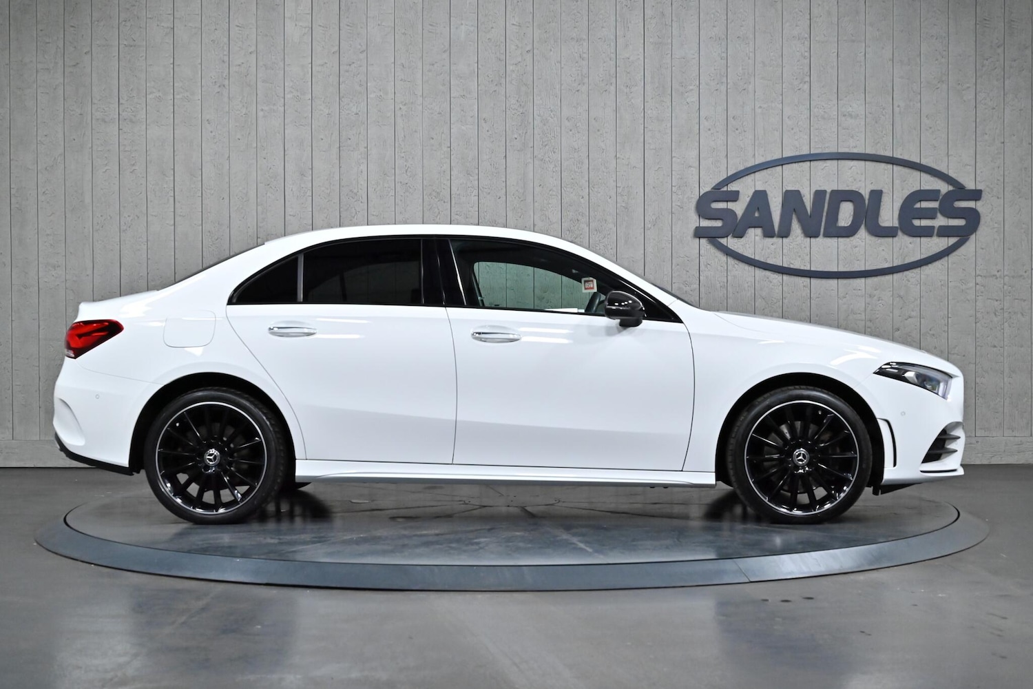 Used Mercedes-Benz A-Class for sale - 76989987: Photo 3