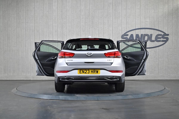 Used Hyundai i30 2023 for sale - 75808876: Photo 12