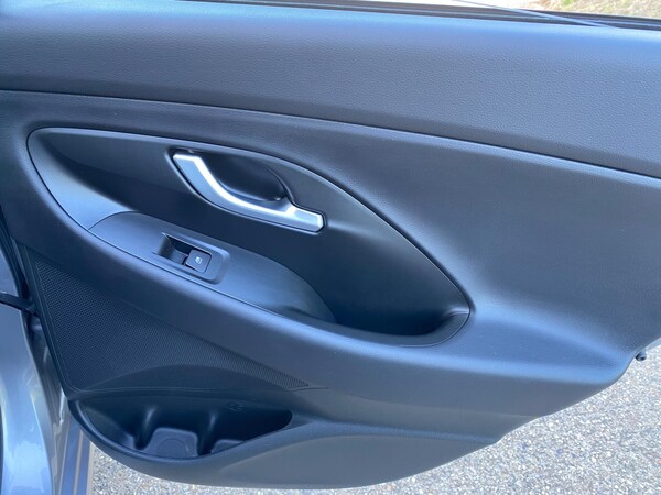 Used Hyundai i30 2023 for sale - 75808876: Photo 51