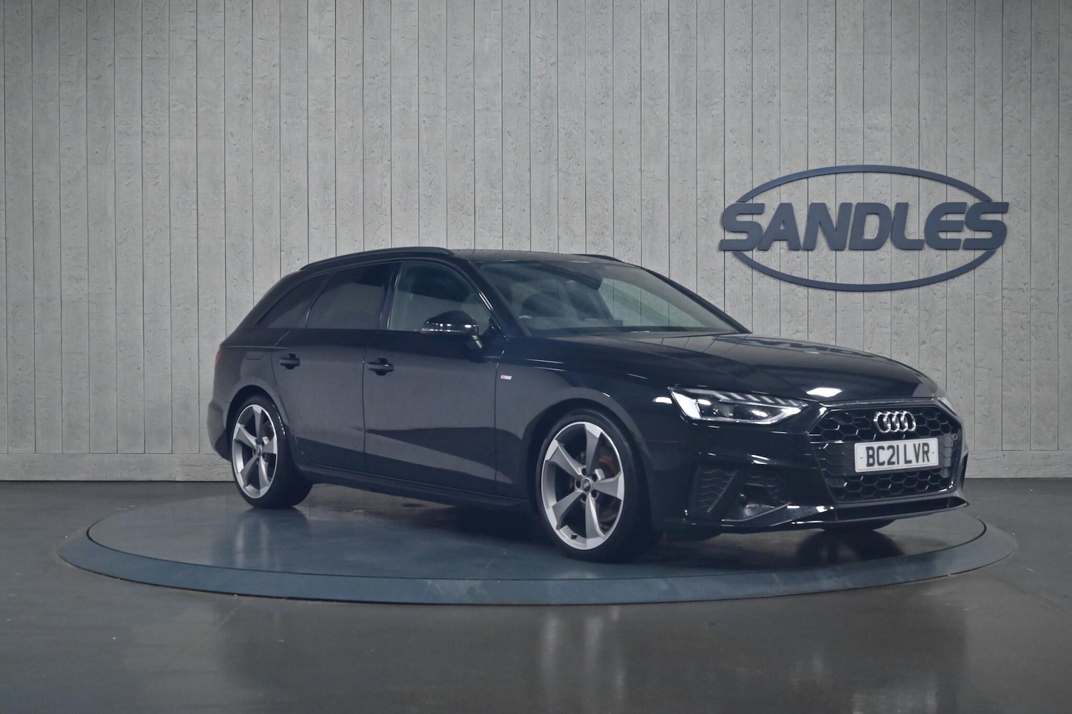 Used Audi A4 Avant 2021 for sale - 76031525: Photo 1