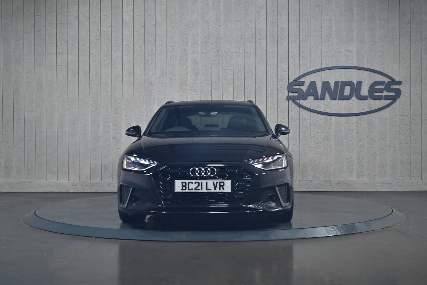 Used Audi A4 Avant 2021 for sale - 76031525: Photo 2