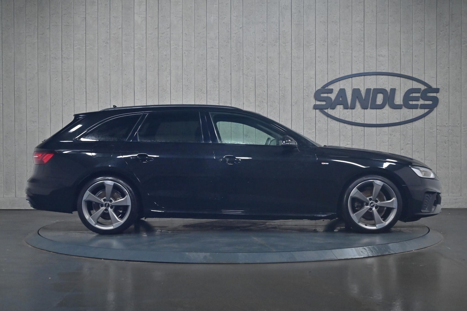 Used Audi A4 Avant 2021 for sale - 76031525: Photo 3