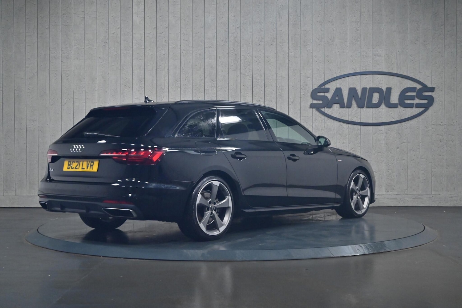 Used Audi A4 Avant 2021 for sale - 76031525: Photo 6
