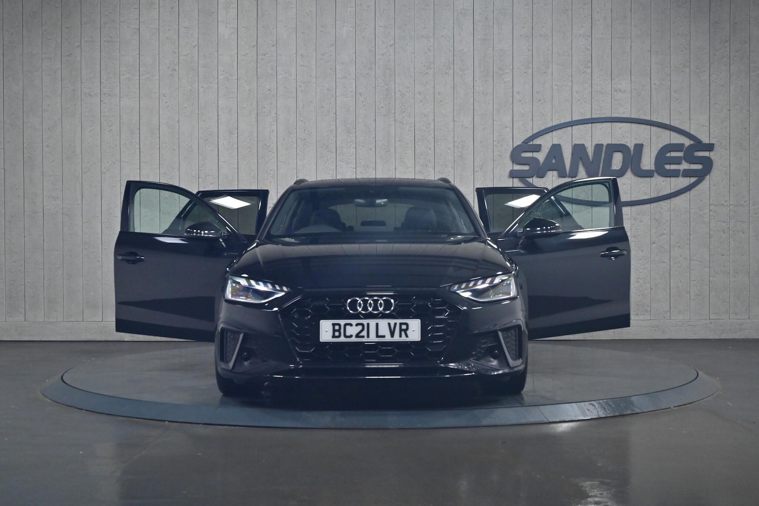 Used Audi A4 Avant 2021 for sale - 76031525: Photo 9