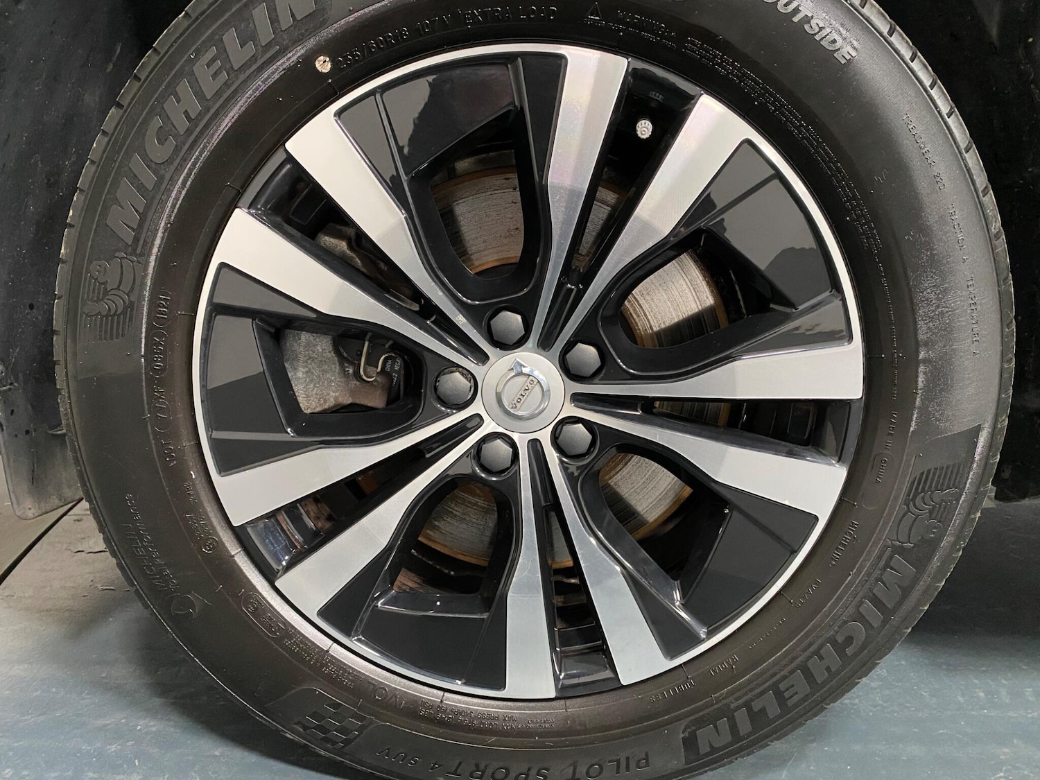 Used Volvo XC60 2021 for sale - 76989548: Photo 17