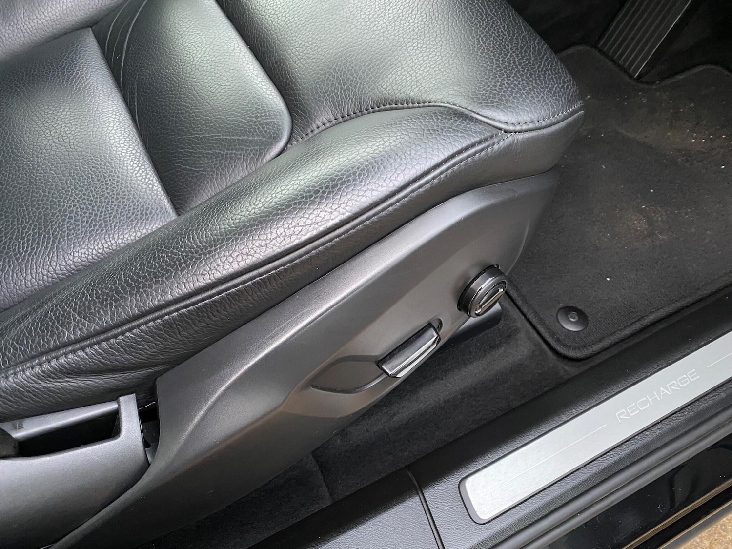 Used Volvo XC60 2021 for sale - 76989548: Photo 26