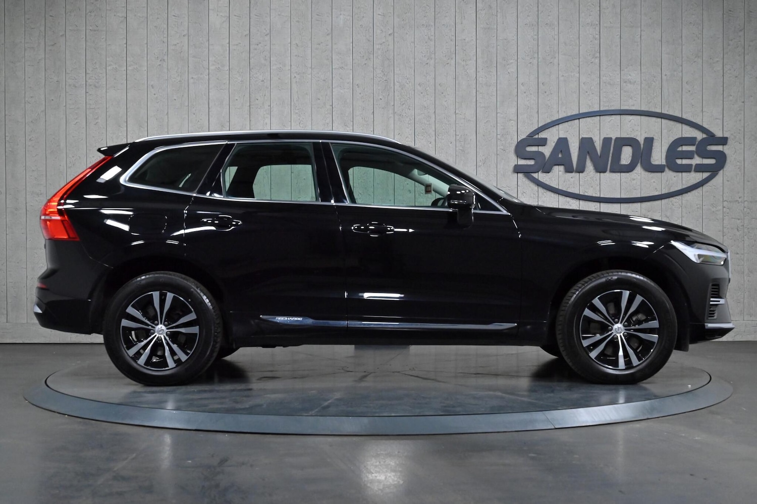 Used Volvo XC60 2021 for sale - 76989548: Photo 3