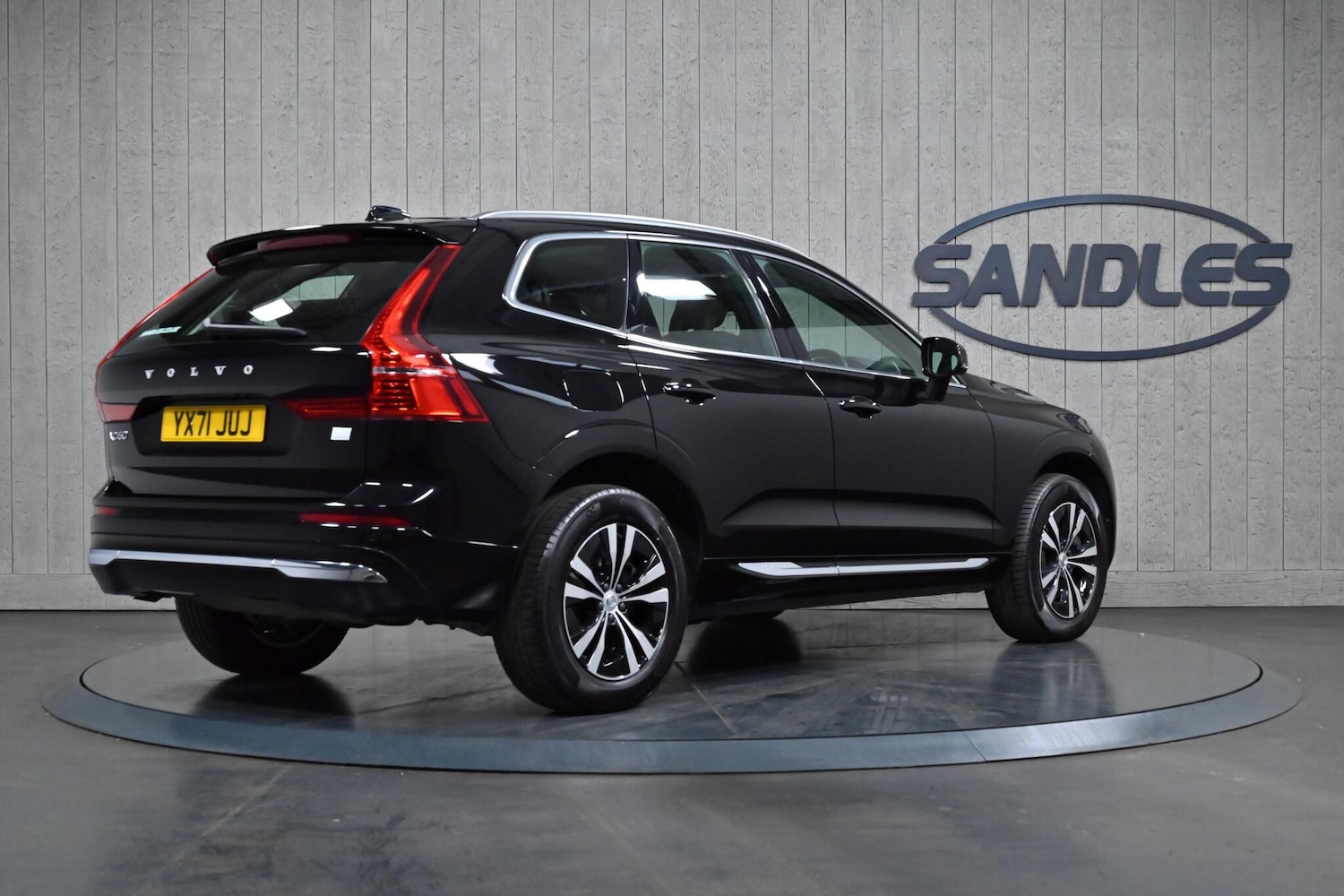 Used Volvo XC60 2021 for sale - 76989548: Photo 6
