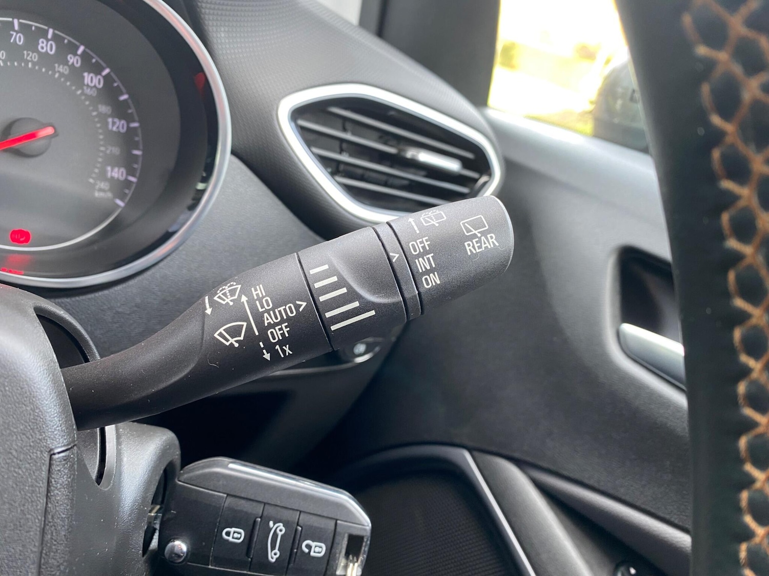 Used Vauxhall Crossland X 2020 for sale - 76337823: Photo 42