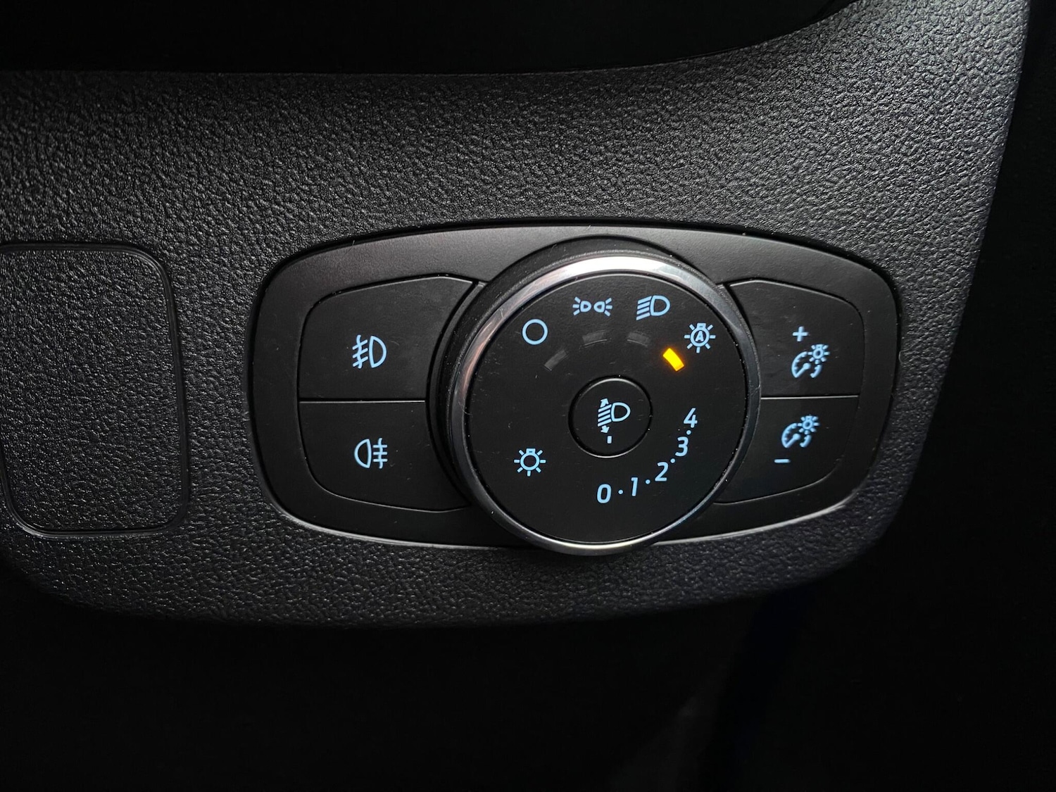 Used Ford Puma 2023 for sale - 76965643: Photo 38