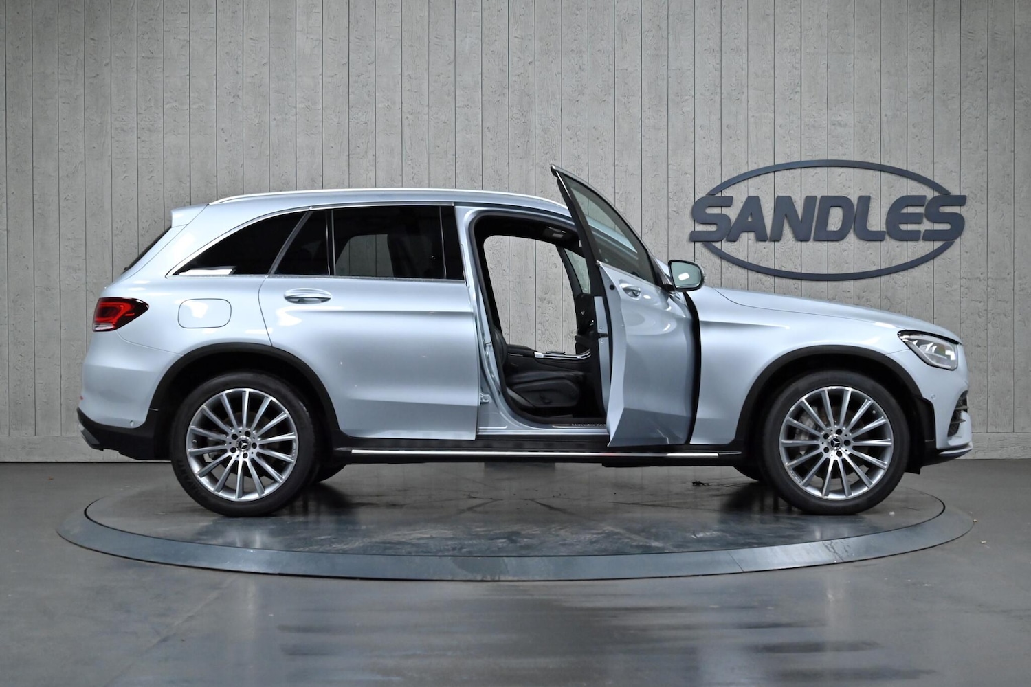 Used Mercedes-Benz GLC 2022 for sale - 76573766: Photo 11