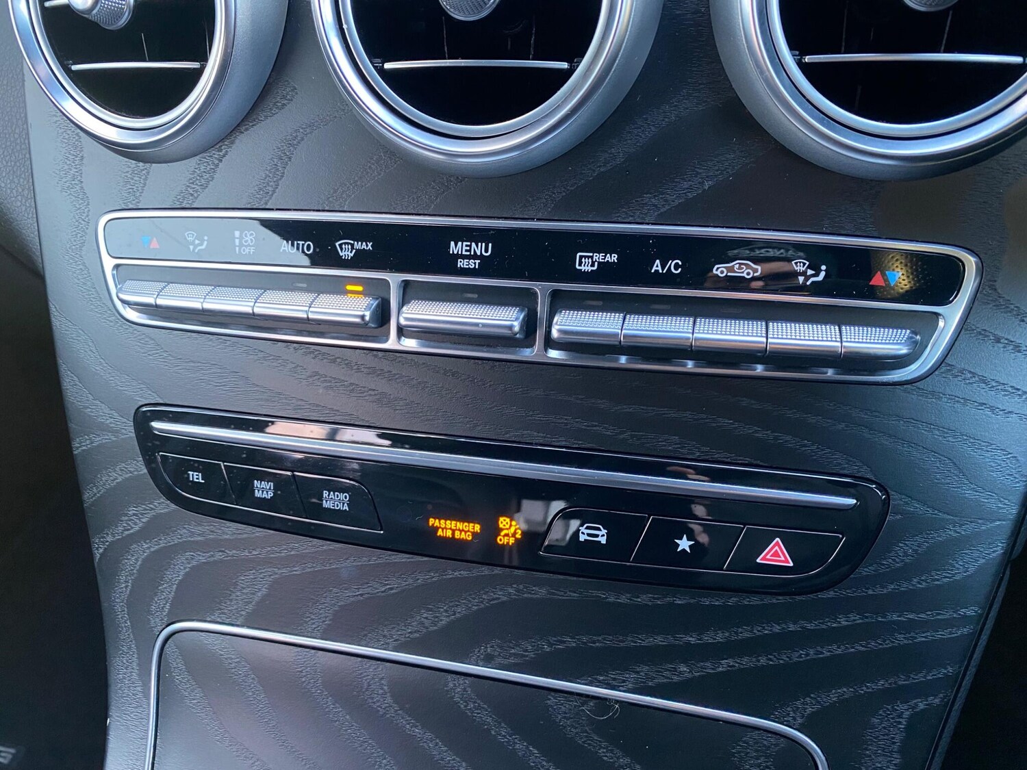 Used Mercedes-Benz GLC 2022 for sale - 76573766: Photo 35