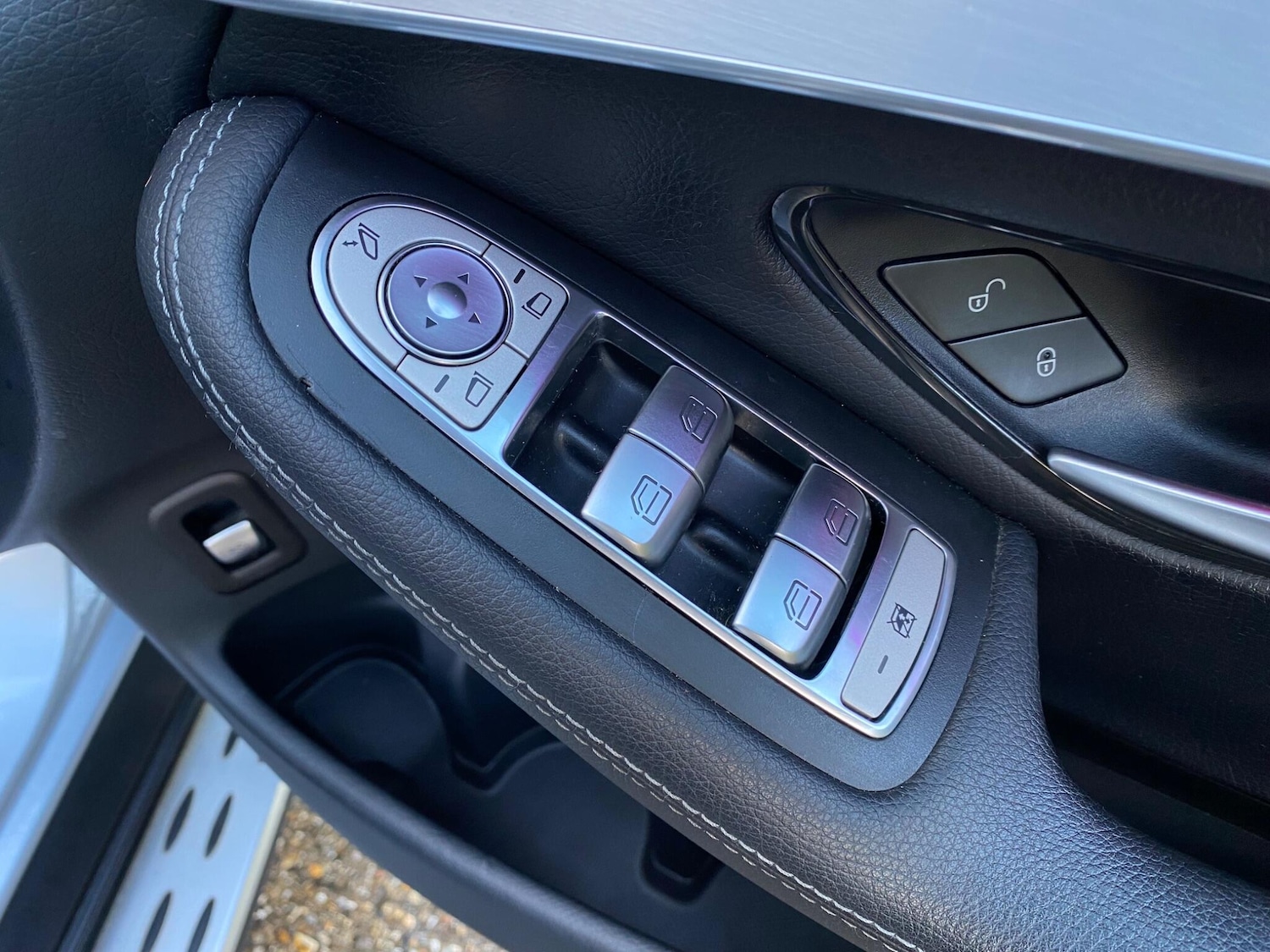 Used Mercedes-Benz GLC 2022 for sale - 76573766: Photo 46