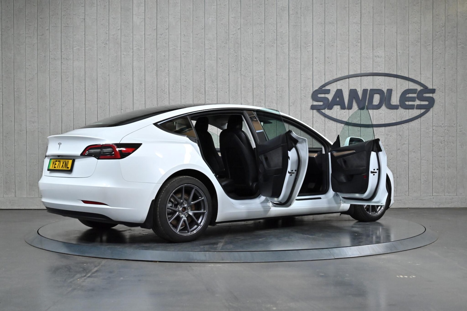Used Tesla Model 3 2021 for sale - 76850027: Photo 14
