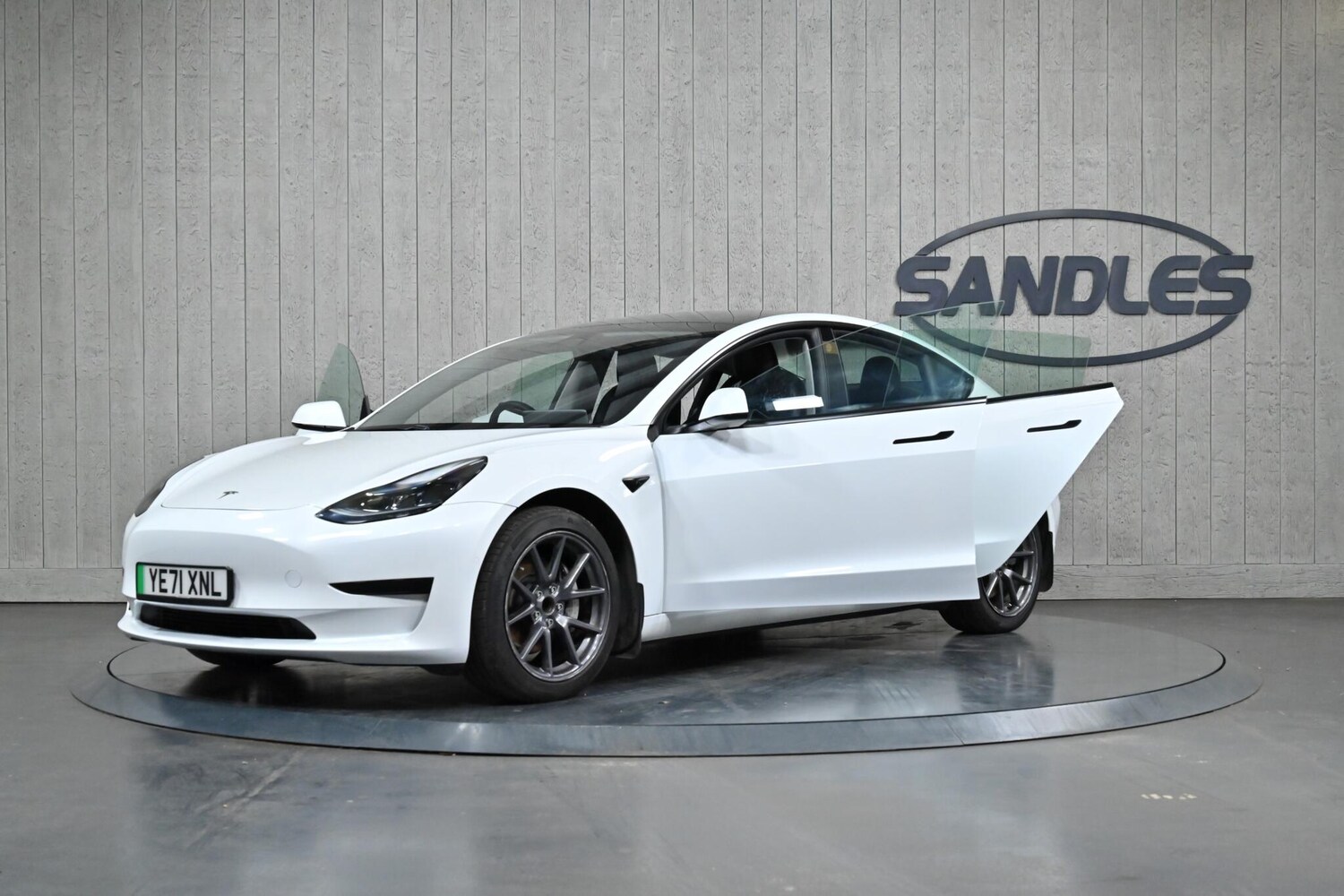 Used Tesla Model 3 2021 for sale - 76850027: Photo 15