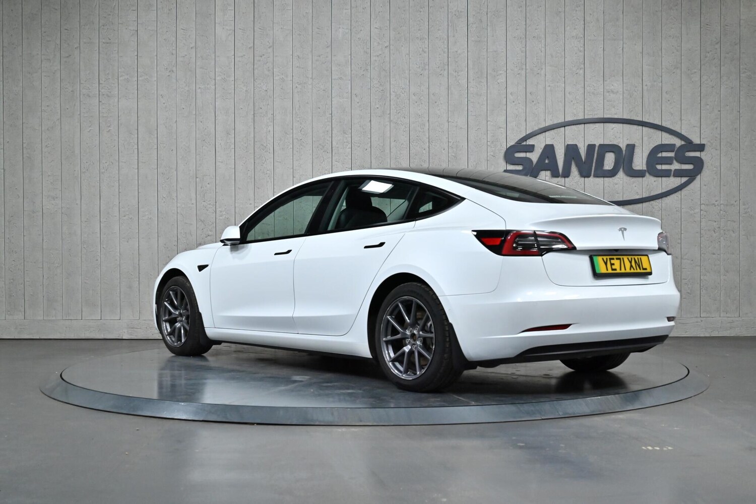 Used Tesla Model 3 2021 for sale - 76850027: Photo 4