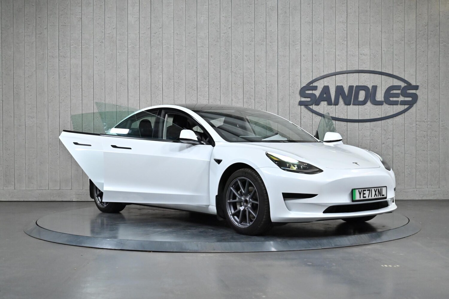 Used Tesla Model 3 2021 for sale - 76850027: Photo 9