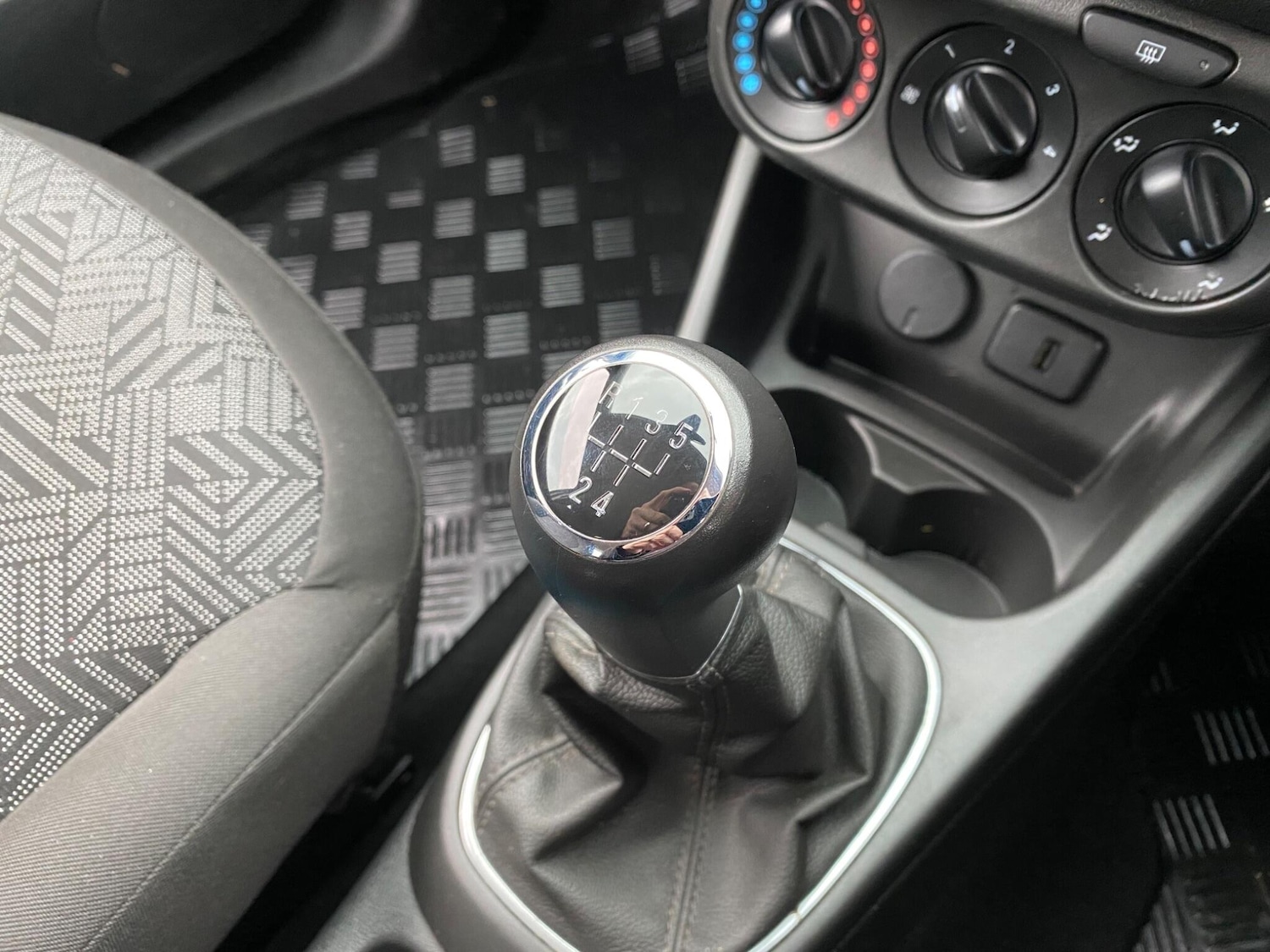 Used Vauxhall Corsa 2018 for sale - 76521659: Photo 37