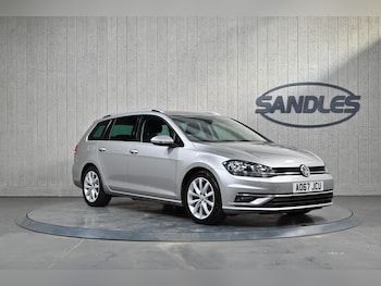 Used Volkswagen Golf 2017 for sale - 77586661: Photo