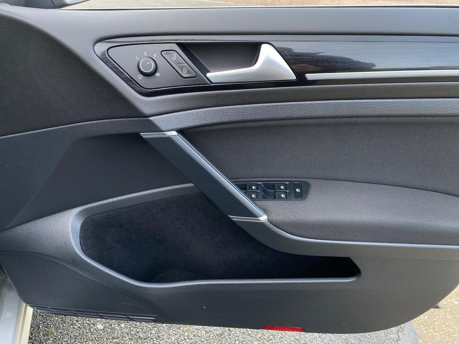 Used Volkswagen Golf 2017 for sale - 77586661: Photo 52